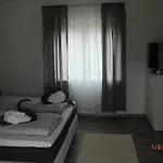 فرينفونينغ ميسيتا شقة