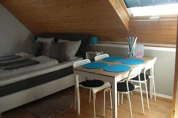 米斯塔公寓 公寓 *